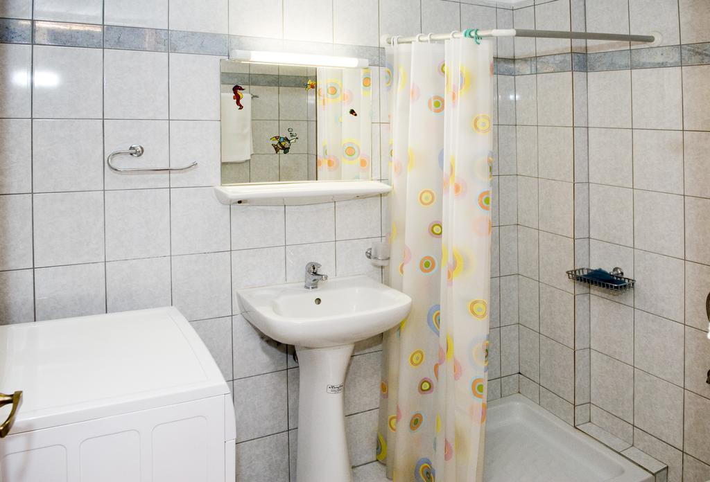 Margarita Αpartments Sea View Apartment Palaiochora Ngoại thất bức ảnh