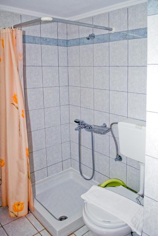 Margarita Αpartments Sea View Apartment Palaiochora Ngoại thất bức ảnh